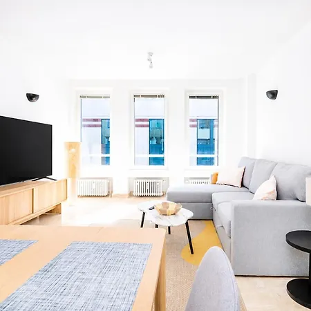 Stunning Views Over Lux 1 Bed Sleeps 5 *